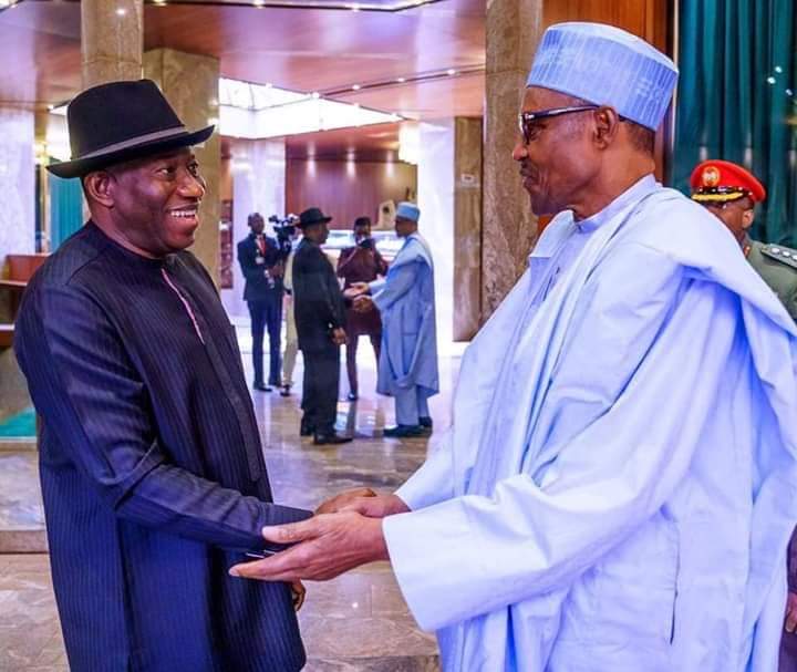 President Buhari welcomes former President Jonathan to the State House