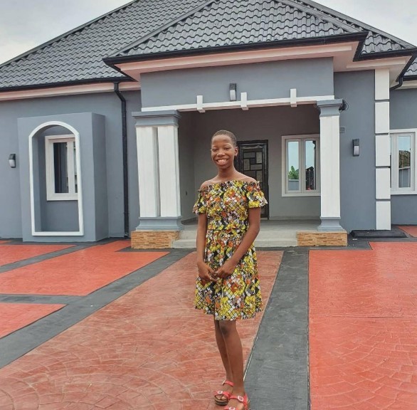 Nigerian Comedienne, Emmanuella Completes Portable House For Her Mother [Photos]