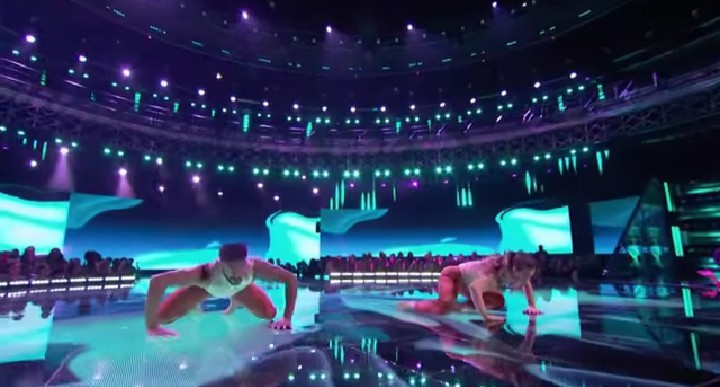 See Contemporary Dance Steps Out of this World [Video]