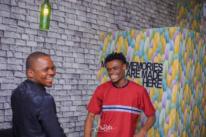 Aproko Hosts His Roommate, Coxson in Yenagoa, Shares Experience [Photo]