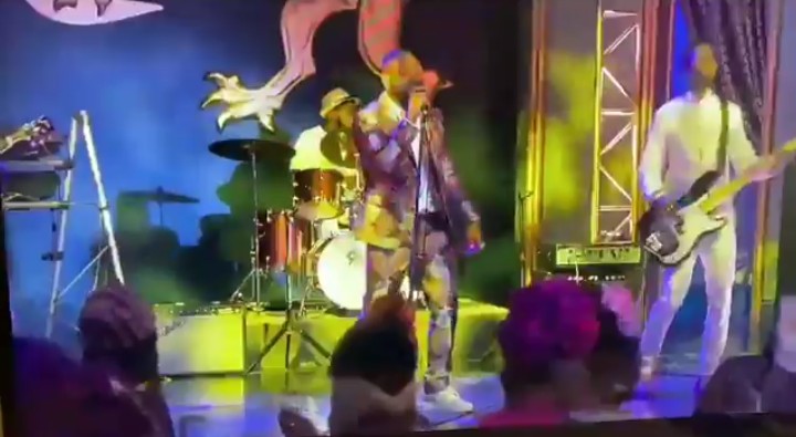 Full Performance of Davido's Assurance in Coming to America 2 [Video]
