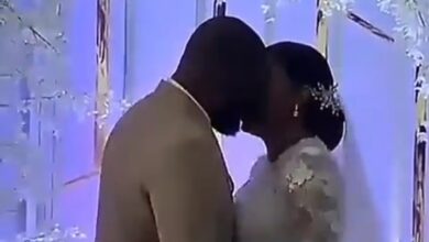 Mercy Chinwo Official Kiss With Pastor Blessed, See Trending Video
