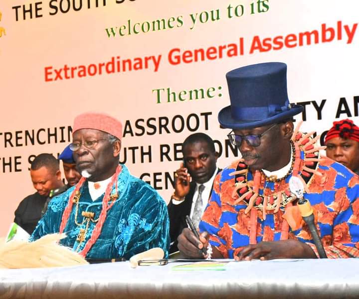 Governor Diri Hosts South-South Monarchs In Yenagoa, Welcomes Gov. Okowa to Meeting