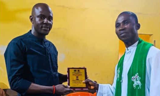 Methodist Church Honours Chief Beteh, Rivers Community's President