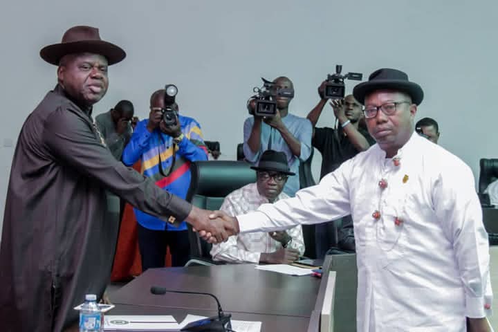 Gov Diri Swears In 12th HoS, Sawyer, Two Special Advisers On Legal Matters, charges Head of Service to be professional Gov Diri Swears In 12th HoS, Sawyer, Two Special Advisers On Legal Matters, charges Head of Service to be professional