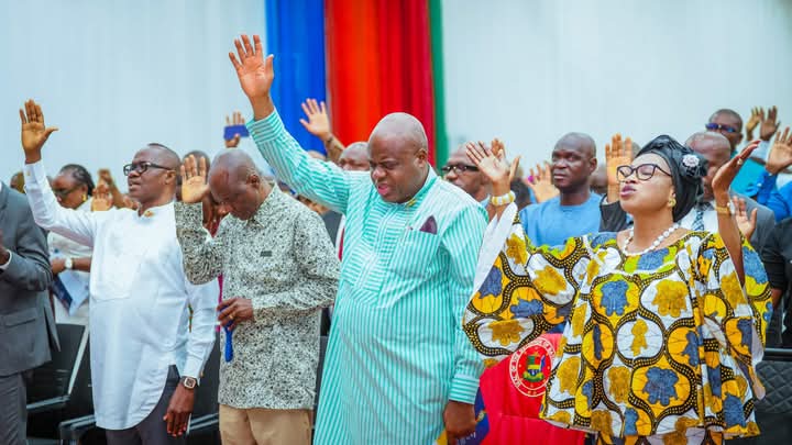 14th Annual Thanksgiving: Gov Diri Graces Solemn Assembly Day One, Says Bayelsa has made steady progress