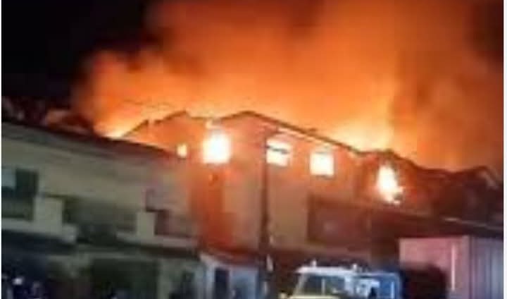 Lekki Elegushi Market Fire Destroys 48 Shops