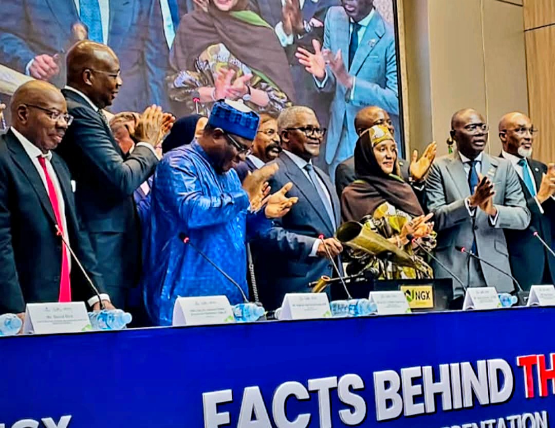 Dangote Opens ₦2.15trn Refinery Share Offering At NGX Dangote Opens ₦2.15trn Refinery Share Offering At NGX