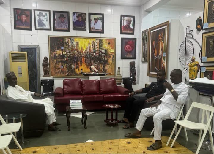 Ex-Adamawa Governor Visits Azaiki Art Gallery Ahead of Opening Ex-Adamawa Governor Visits Azaiki Art Gallery Ahead of Opening