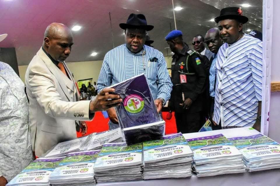 Diri Unveils AI-Powered Robotic Tutors at Bayelsa Medical University