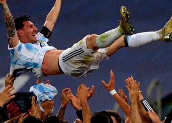 85,000 Tickets Sold Out in Under Two Hours as Argentina Prepare Messi’s Farewell 85,000 Tickets Sold Out in Under Two Hours as Argentina Prepare Messi’s Farewell