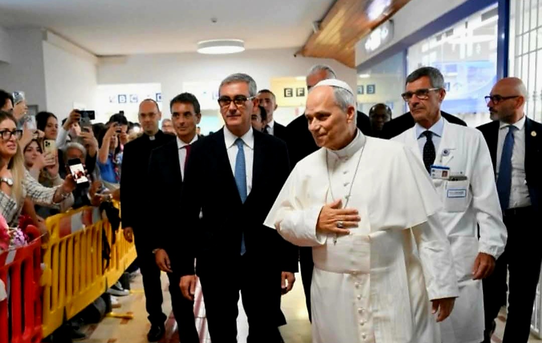 Pope Leo XIV Discharged From Hospital, Returns to Vatican